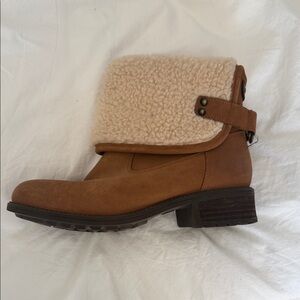 UGG Brown Ankle Boots with Cream Shearling Cuff
